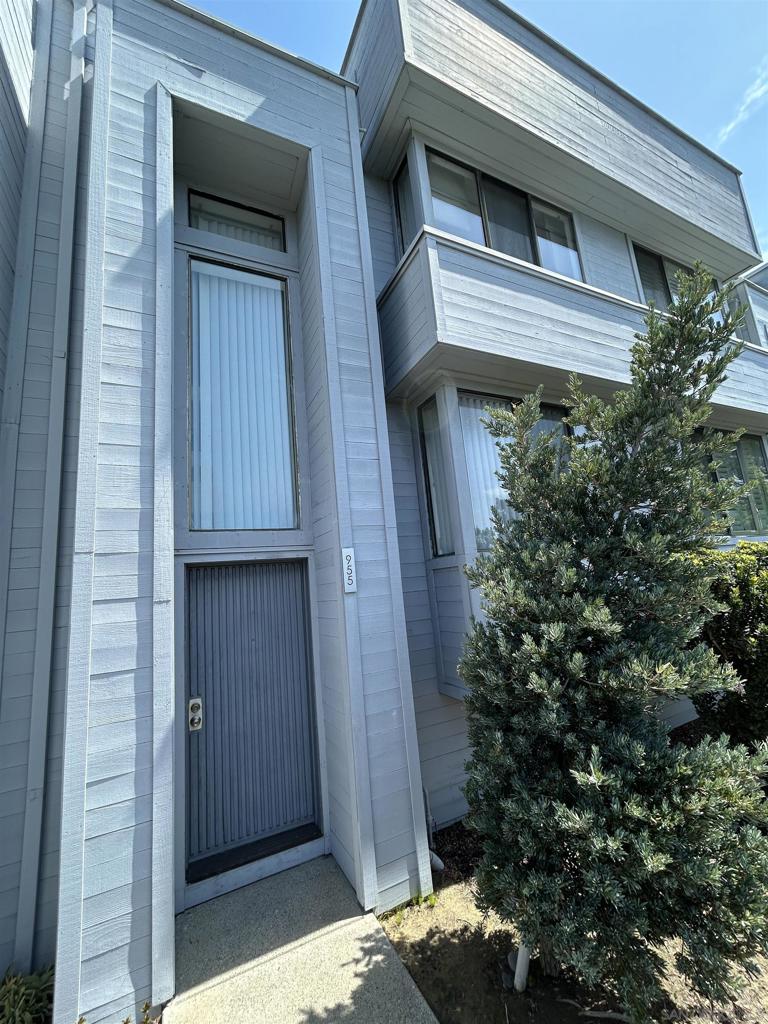 955 Intrepid Property Photo 1