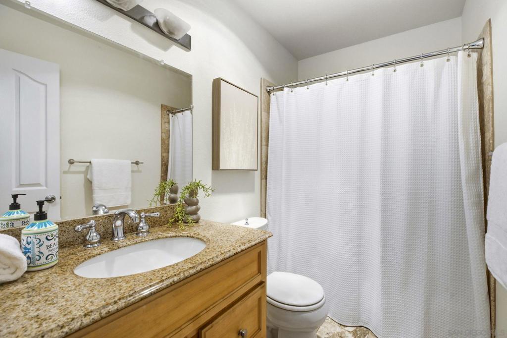 4015 Crown Point Dr P6 Property Photo 19