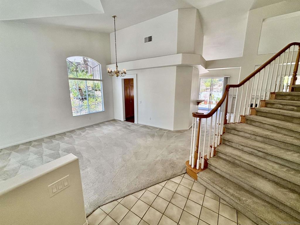 653 Cantara Ln Property Photo 2