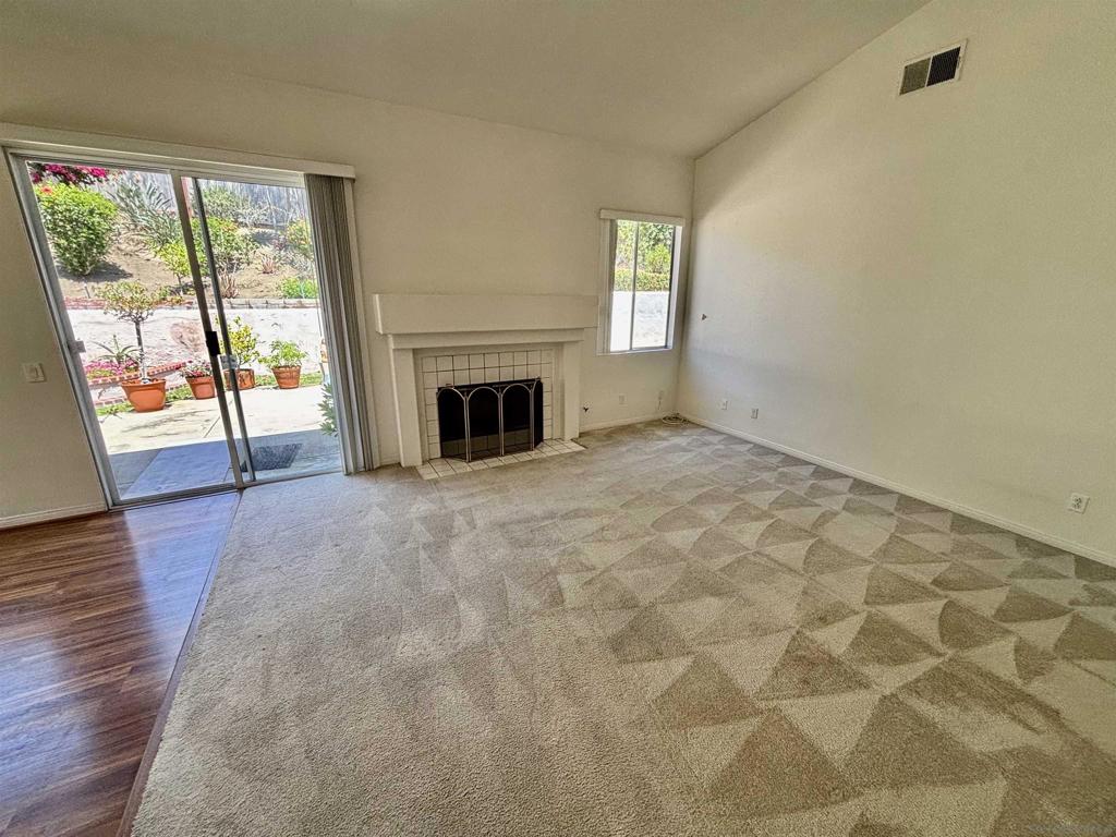 653 Cantara Ln Property Photo 8