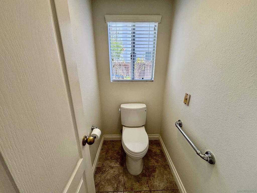653 Cantara Ln Property Photo 21