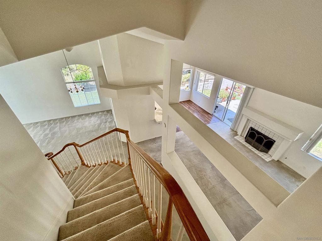 653 Cantara Ln Property Photo 22