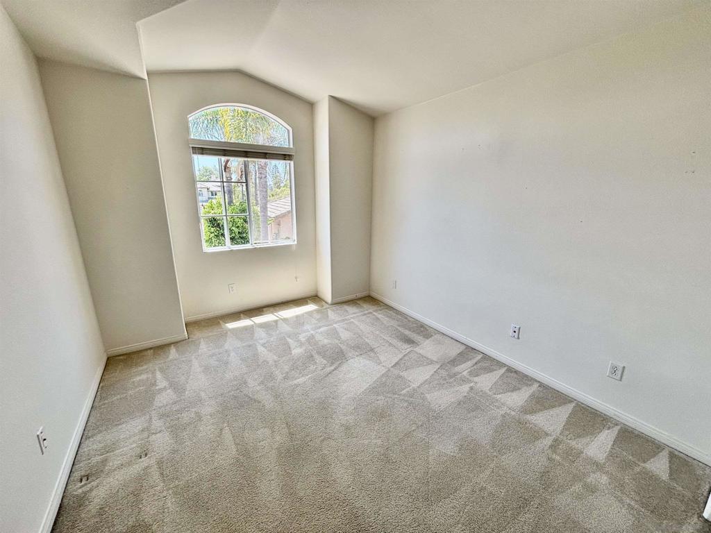 653 Cantara Ln Property Photo 24