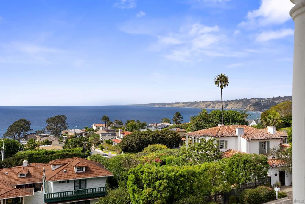 1745 Amalfi St Property Photo 24
