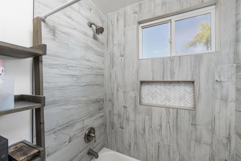 10056 Woodpark Property Photo 12