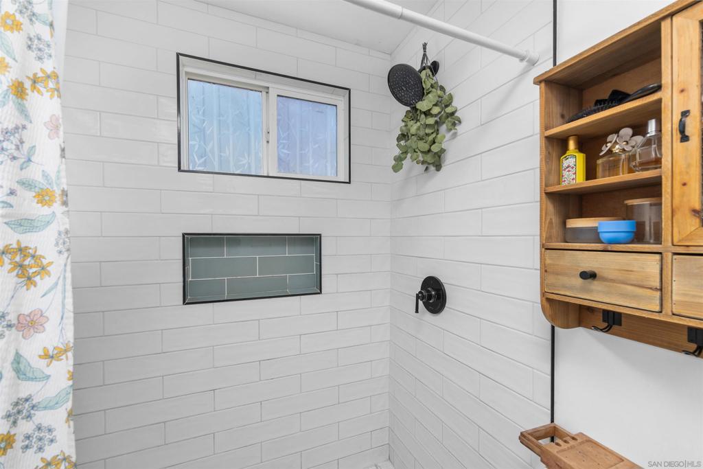 10056 Woodpark Property Photo 15