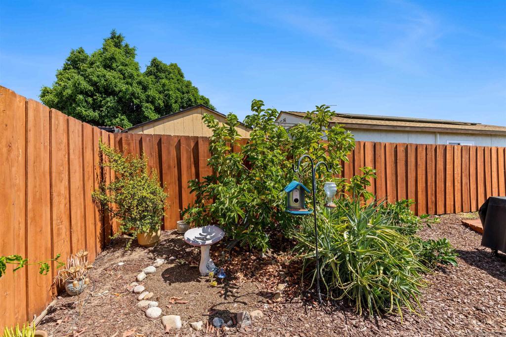 10056 Woodpark Property Photo 27