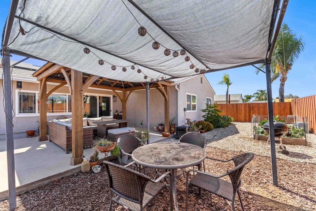 10056 Woodpark Property Photo 28