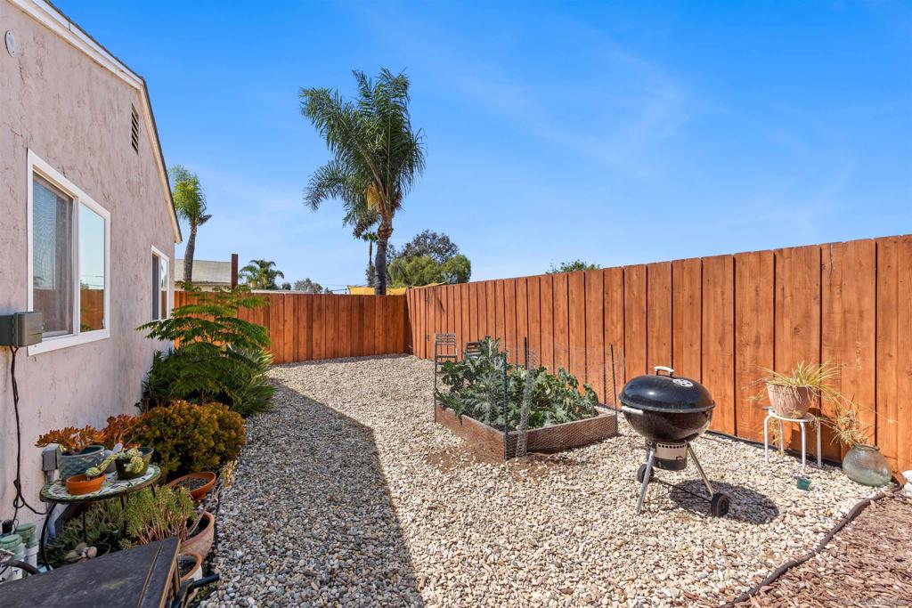 10056 Woodpark Property Photo 29
