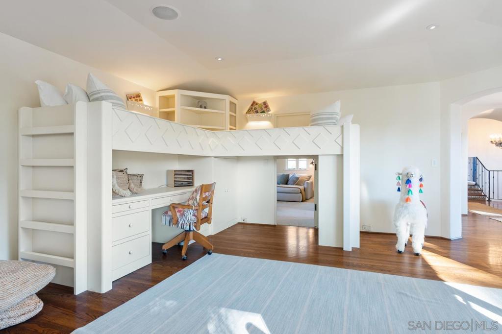 1205 Muirlands Dr Property Photo 68