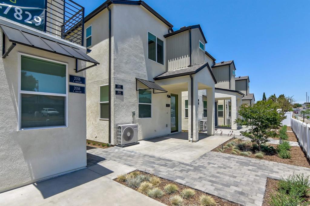 2048 52 N Highland Ave Property Photo 1