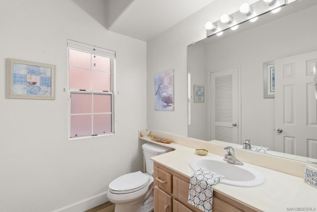 221 Donax Ave 4 Property Photo 18