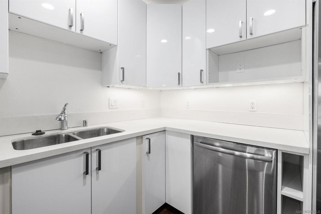 3795 Georgia St 203 Property Photo 10