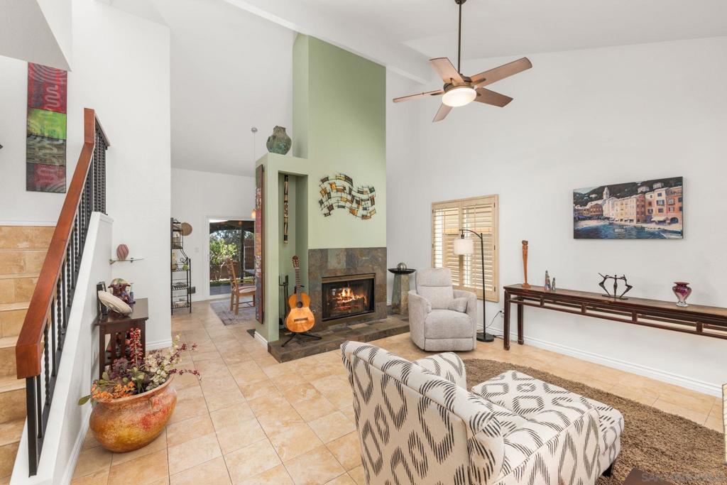 10035 Verbena Ln. Property Photo 3