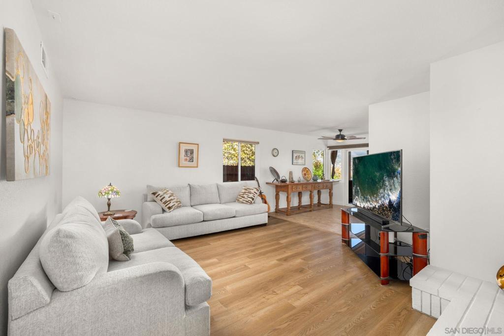 10035 Verbena Ln. Property Photo 10