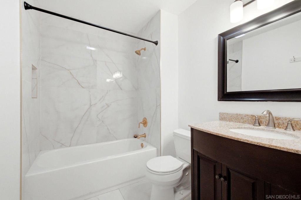 7940 Mission Center Ct H Property Photo 16