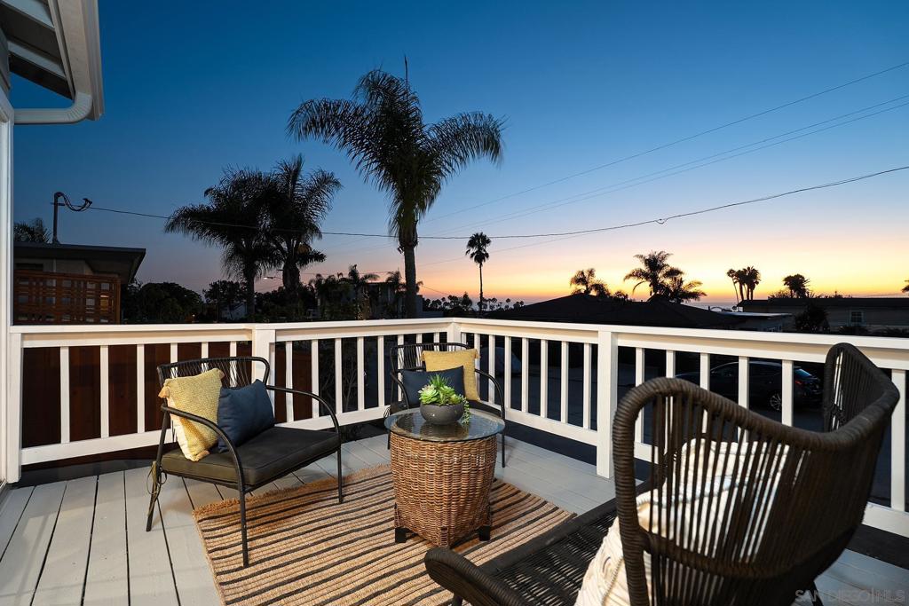1467 Froude Property Photo 1