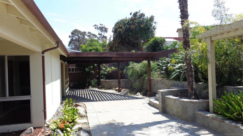 246 Eucalyptus Ct. Property Photo 6