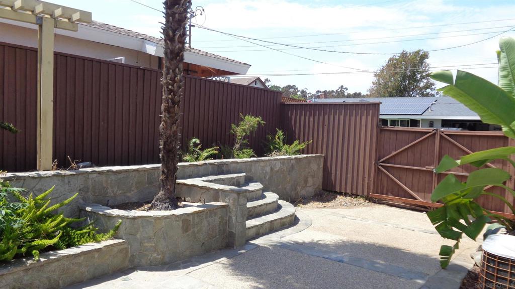 246 Eucalyptus Ct. Property Photo 9