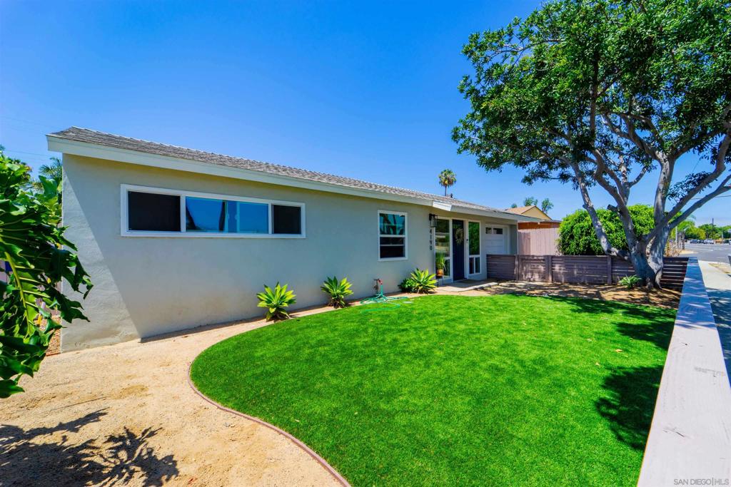 4190 Clairemont Dr Property Photo 1