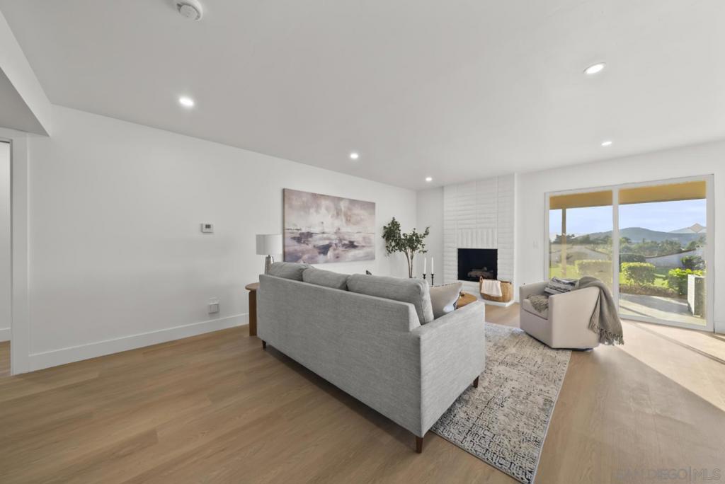12602 Senda Acantilada Property Photo 4