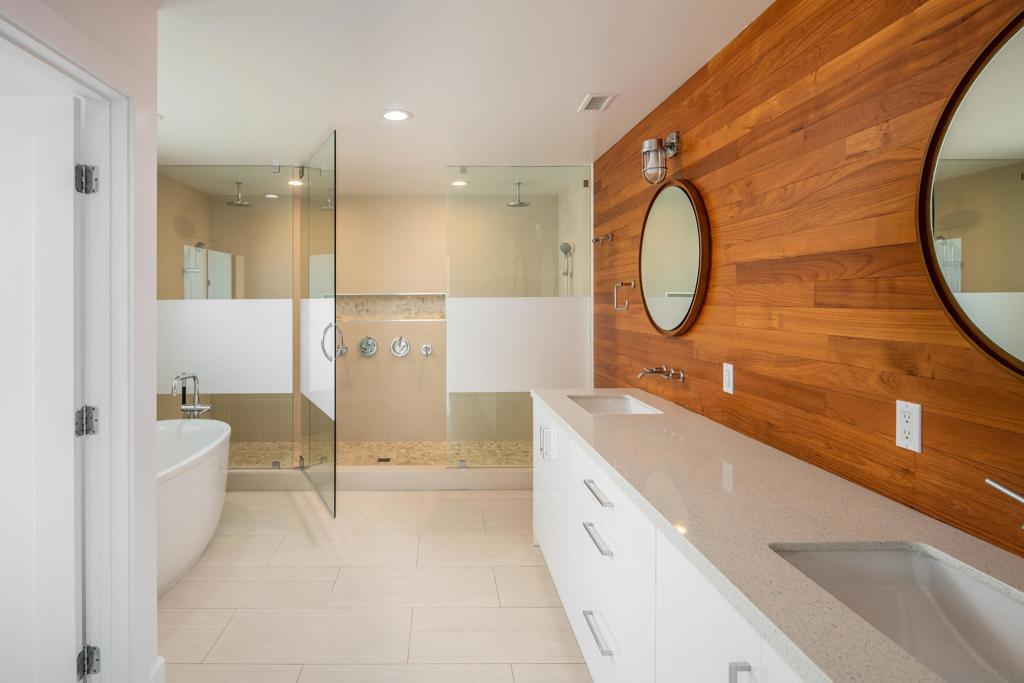 2641 Costebelle Property Photo 29