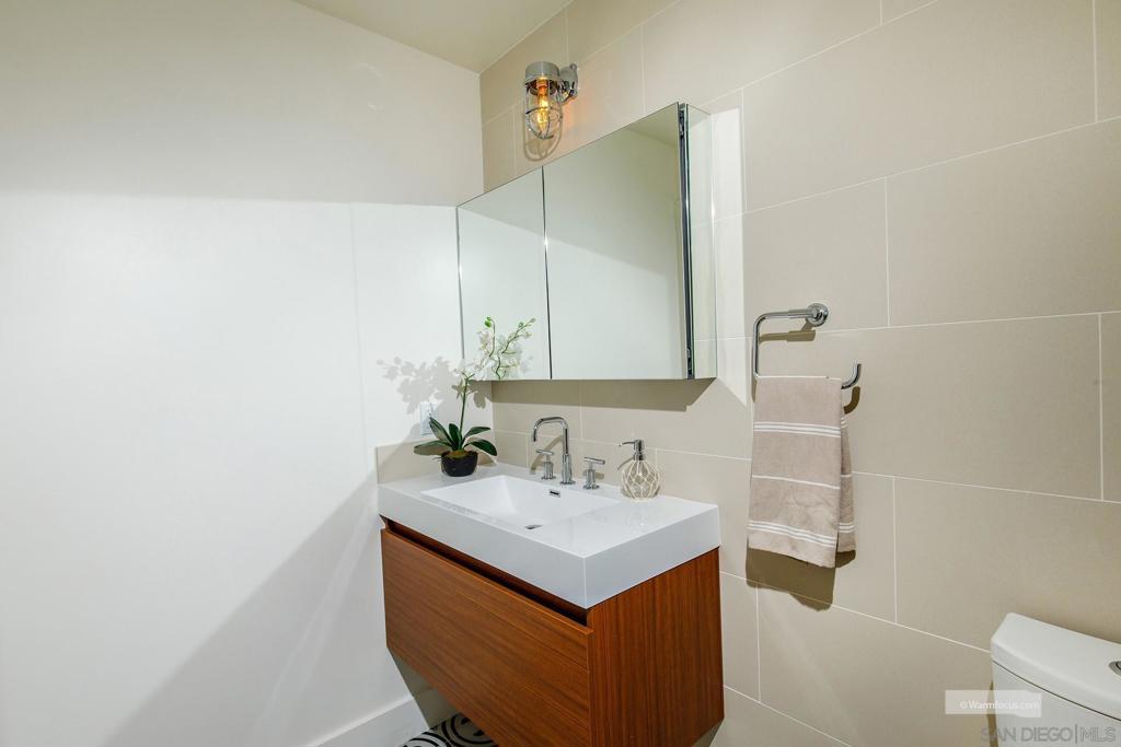2641 Costebelle Property Photo 38