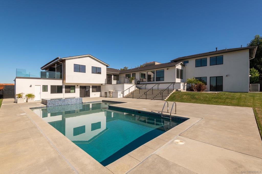 2641 Costebelle Property Photo 51