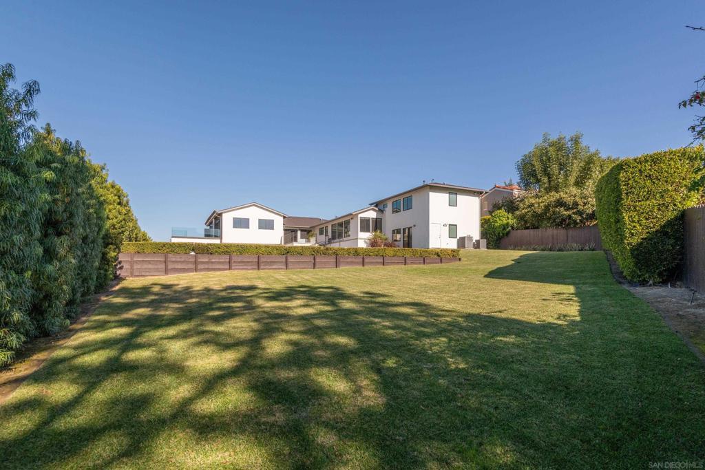 2641 Costebelle Property Photo 53