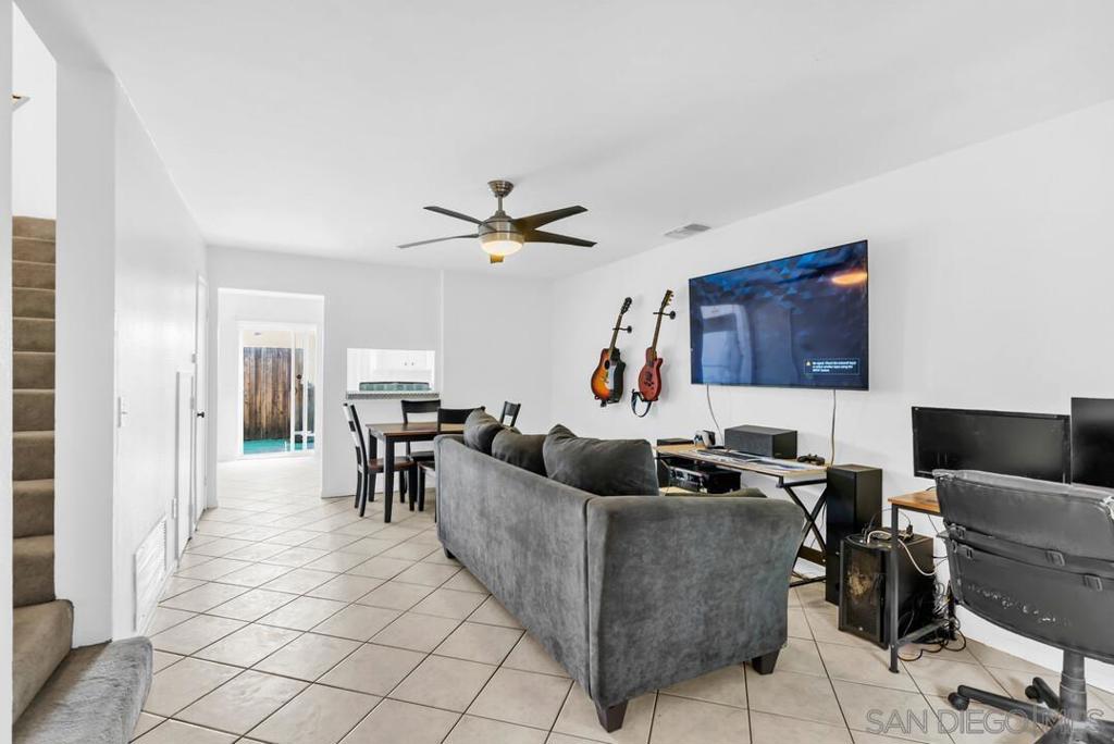 888 Cherrywood Way Unit 3 Property Photo 6