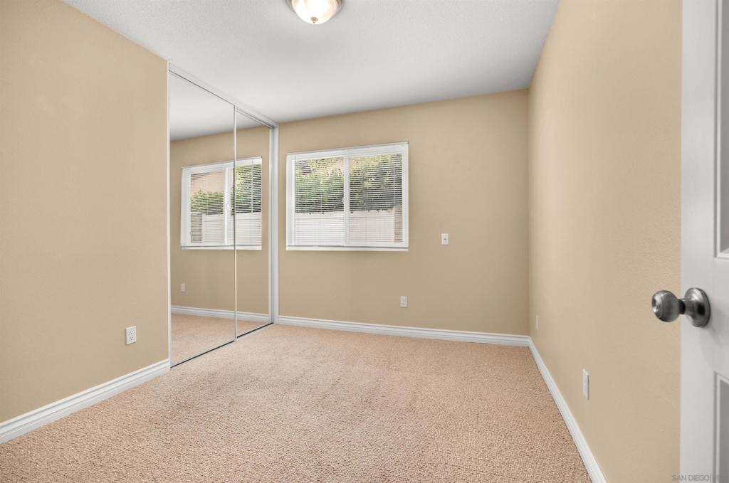 2421 S Barcelona Property Photo 16