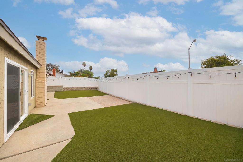 2421 S Barcelona Property Photo 23