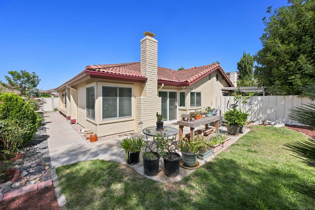 16037 Blazewood Way Property Photo 1