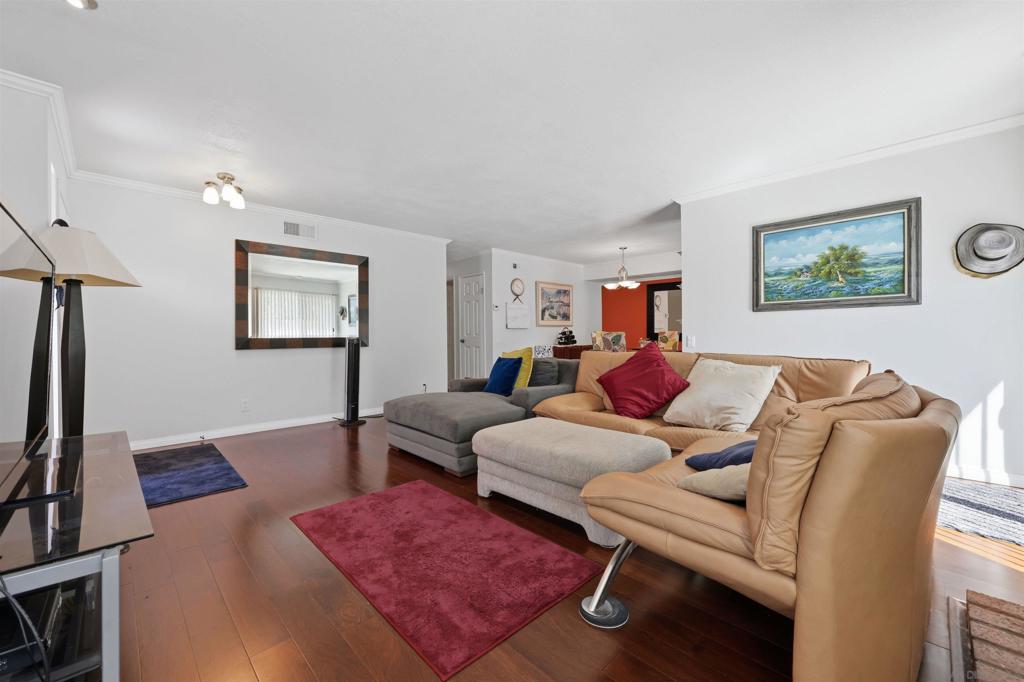 16037 Blazewood Way Property Photo 10