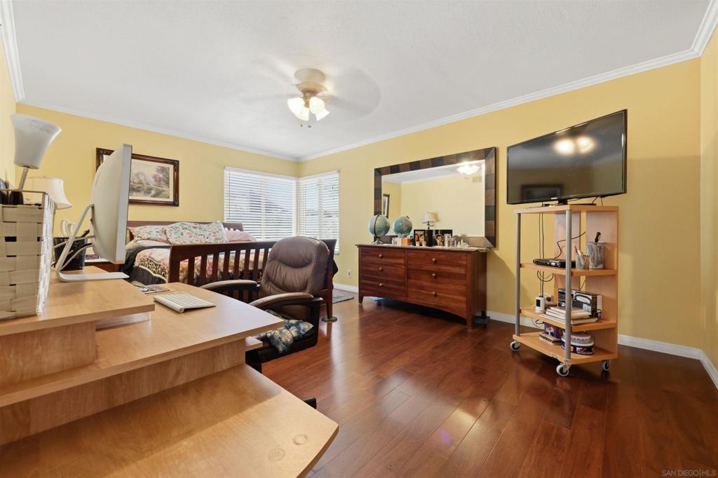 16037 Blazewood Way Property Photo 12