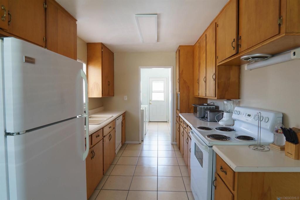 6331 Connie Property Photo 18