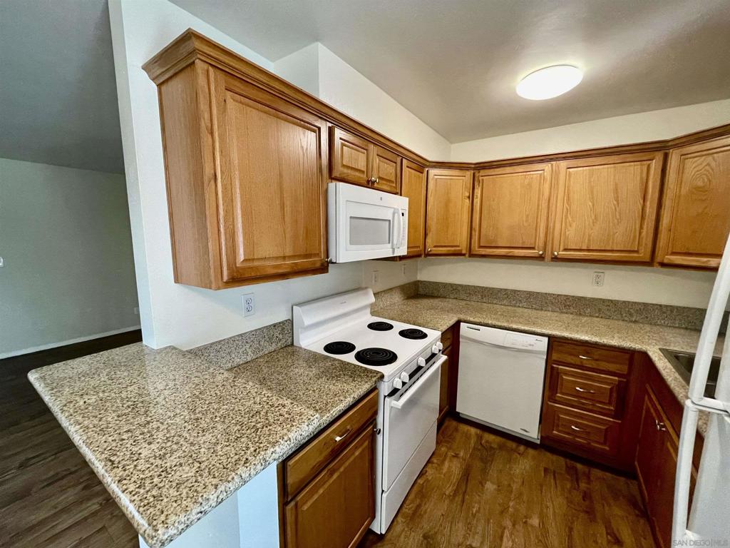 2605 Madison Avenue Property Photo 11