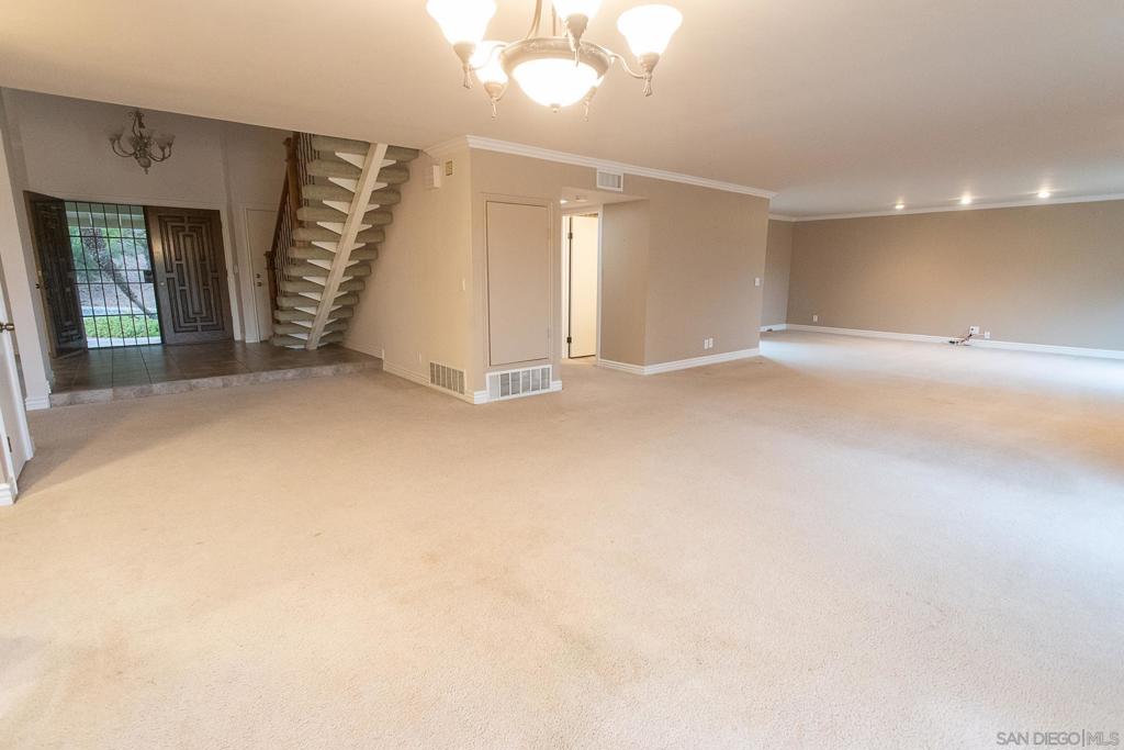 1157 Betts St. Property Photo 10