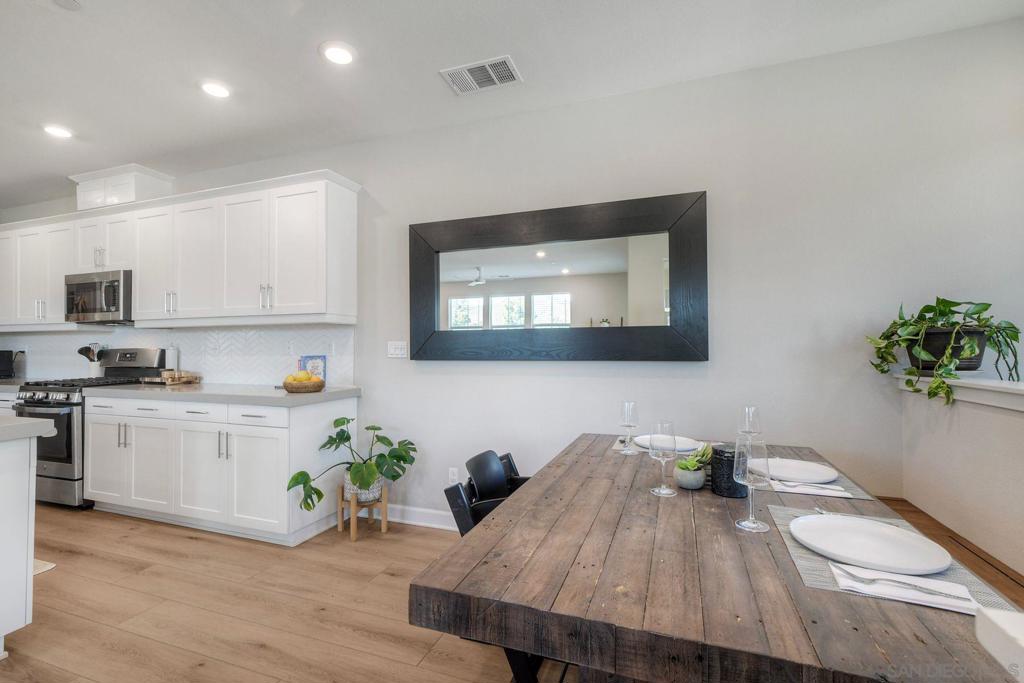 10924 Jericho Way Property Photo 12