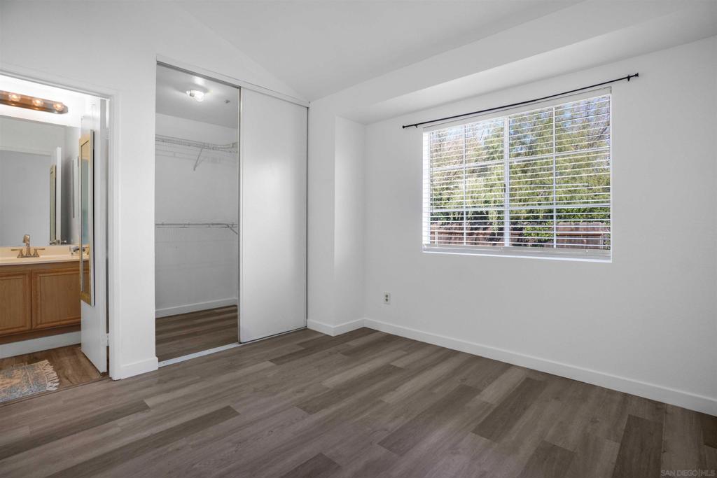 8966 Arlingdale Way Property Photo 12