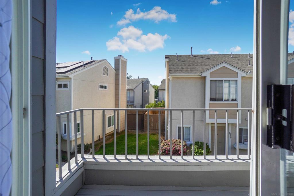 8966 Arlingdale Way Property Photo 18