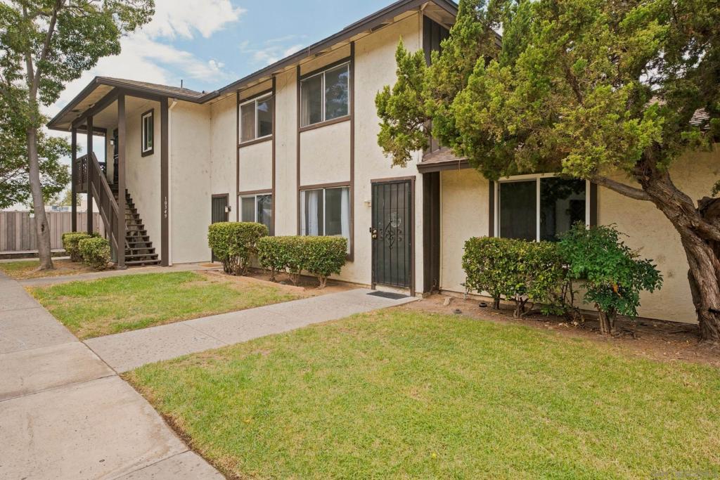 10345 Carefree Dr Property Photo 2