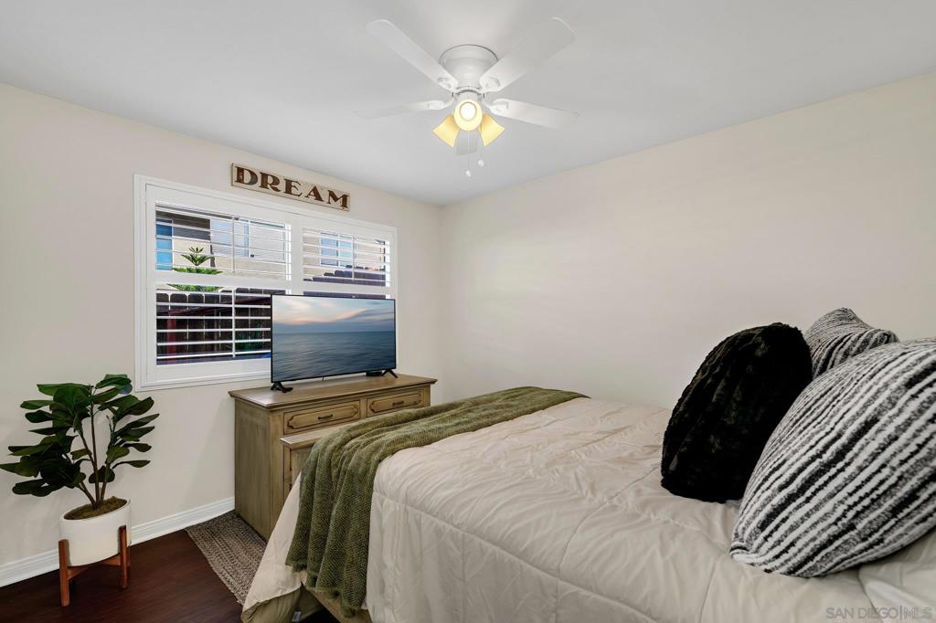1352 Palomar Property Photo 19