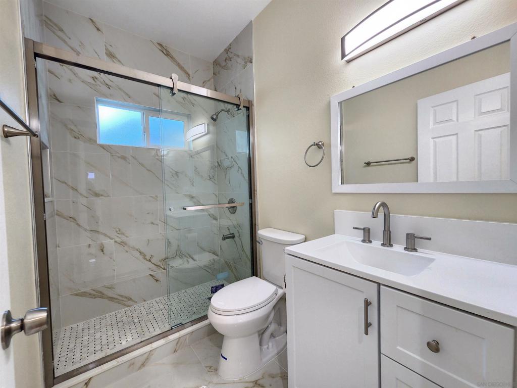 4024-4026 College Ave Property Photo 16
