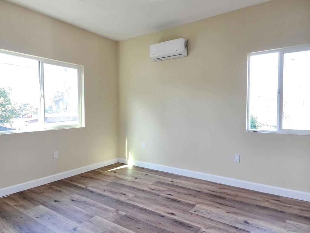 4024-4026 College Ave Property Photo 19