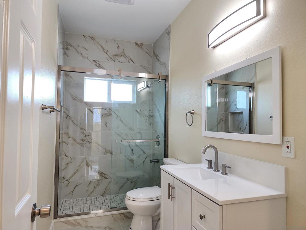 4024-4026 College Ave Property Photo 20
