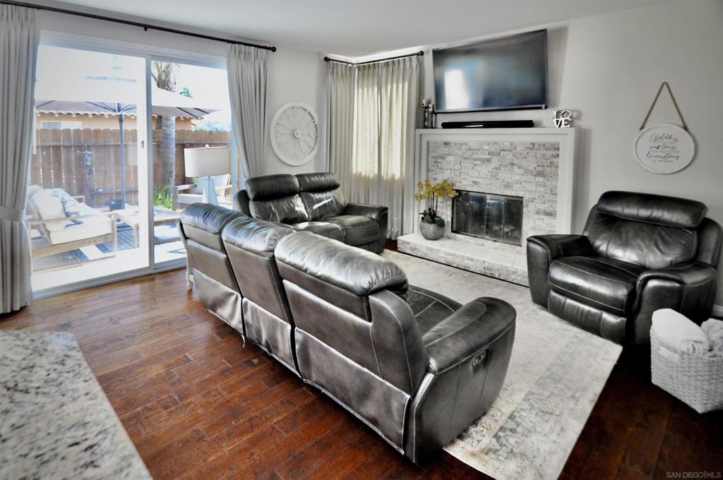 5005 Caspian Property Photo 30