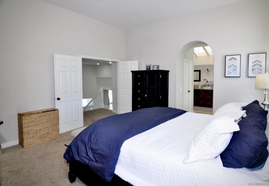 5005 Caspian Property Photo 40