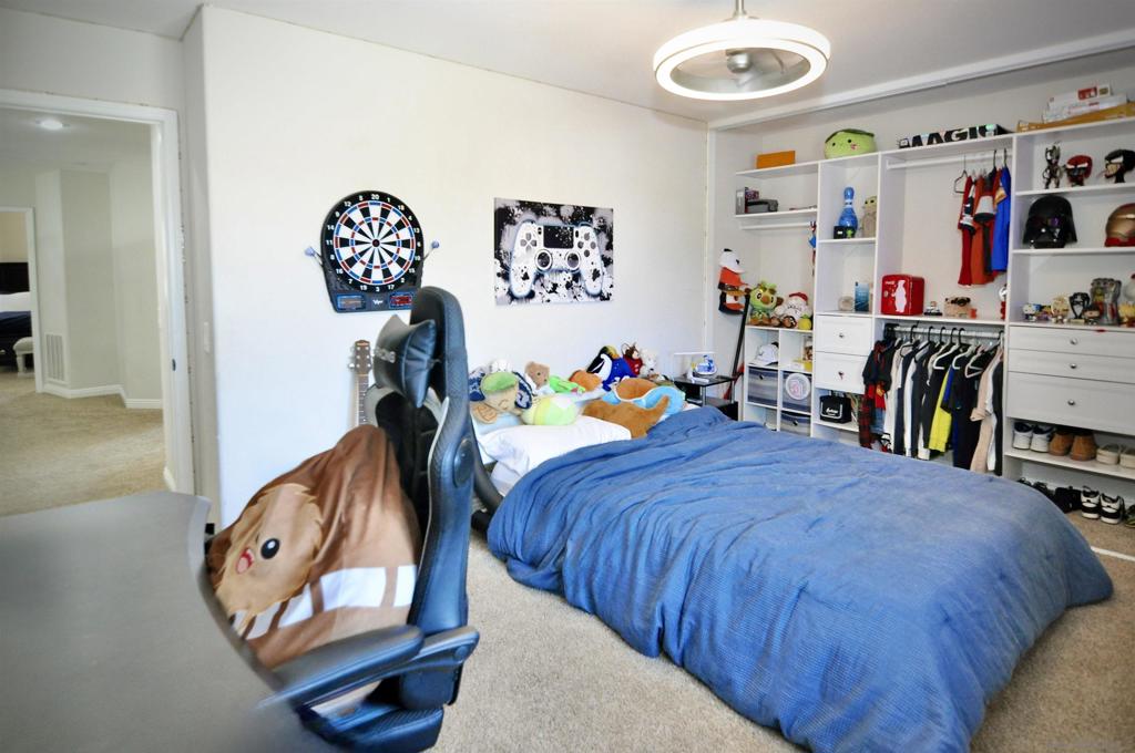 5005 Caspian Property Photo 53