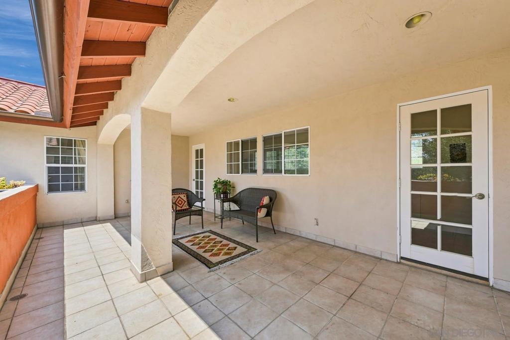 2744 Felicita Property Photo 21